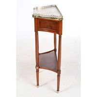 PETITE CONSOLE LOUIS XVI d’entre deux à côtés incurvés en ac… (photo 2)
