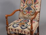 paire de fauteuils en noyer sculpté du début du XXe siècle, avec assise rembourrée, assise rembourrée, assise rembourrée, assise rembourrée, assise rembourrée, assise rembourrée