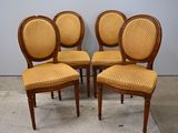 lot de quatre chaises de salle à manger de style français ancien, avec assise rembourrée