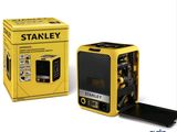 La boîte est ouverte pour montrer le contenu d'une « Stanley Power Station ».