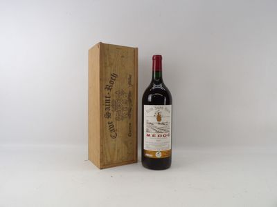 une image d'une bouteille de vin à côté d'une caisse en bois