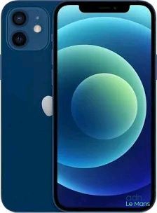 un gros plan d'un iPhone 12 bleu sur fond blanc