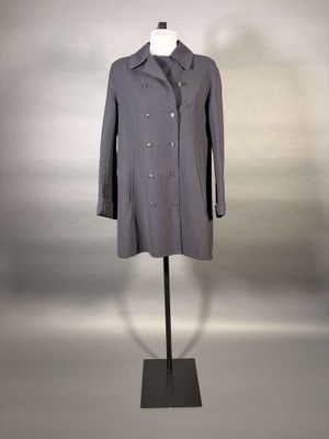 Louis Vuitton. Veste en laine noire à manches longues, doubl…