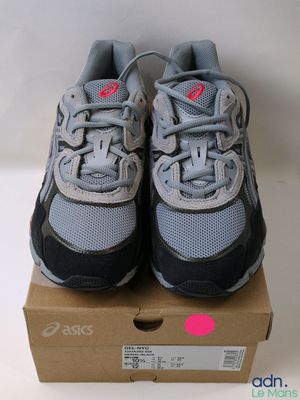 Nike Air Max 95 gris / noir / rose, taille 9,5