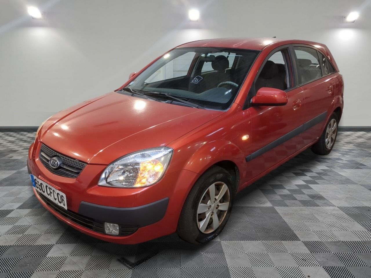 KIA - RIO 1.5 CRDI 110 MOTION - GO - Mise en service: 26/03/2009 - Vente exclusivement réservée aux professionnels de...