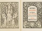 deux pages d'un vieux livre sur lesquelles figure l'image d'un château