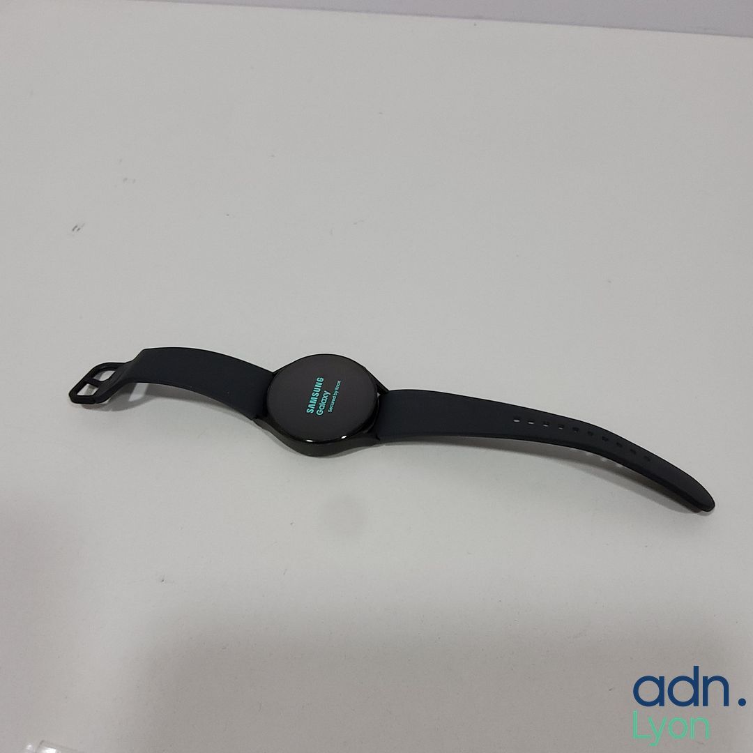Expédition obligatoire - Montre connectée - Parfaitement fonctionnel - Bon état - Samsung - R915f galaxy watch 5 44mm...