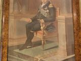 tableau représentant un homme en uniforme militaire, assis sur une chaise devant un bureau