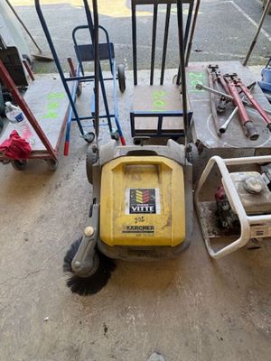 balayeuse KARCHER - Photo 1