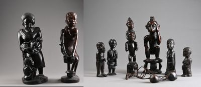 un grand nombre de statues posées sur une table