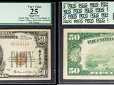 trois types différents de billets exposés dans une vitrine