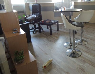 1 Lot de mobilier et matériel de bureau LJ : ACCUEIL SECRETA…