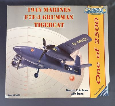 une photo d'une photo d'une maquette d'avion