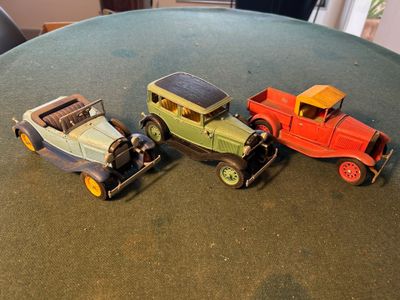 Miniatures made in USA réalisées par Hubley au 1/18 : 3 modè…