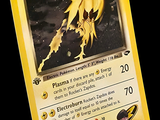 un carton jaune sur lequel figure l'image d'un personnage de Pokémon