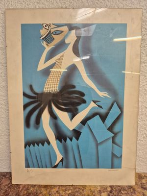 tableau représentant une femme en robe et chapeau sur fond bleu