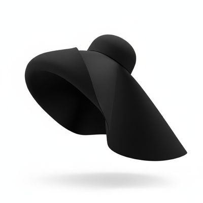 GIVENCHY, par Matthieu Williams Grande capeline asymétrique …