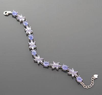 Bracelet en argent 925 millièmes composé d’une alternance de…