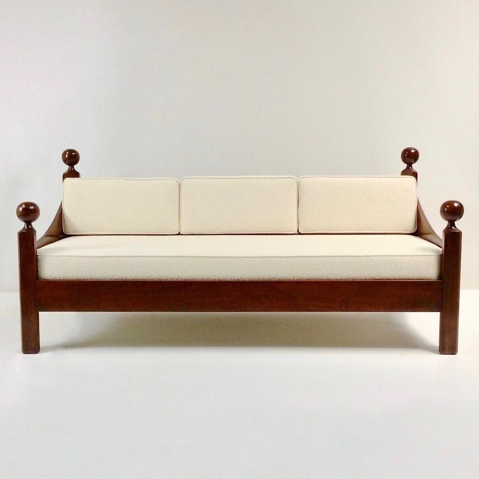 Objets d'art & Curiosités