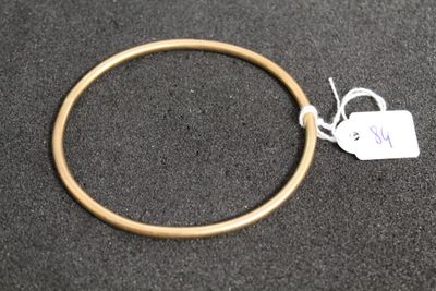 a close up of a ring with a tag attached to it