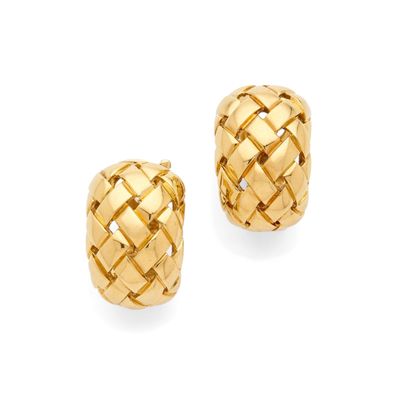 a pair of 18k yellow gold earrings