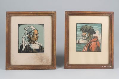 deux gravures encadrées représentant des vieillards portant un chapeau et une barbe