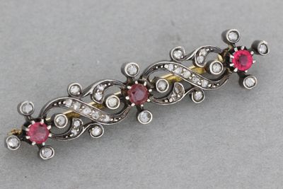 Barrette Napoléon III en or et argent ornée de pierres et de…