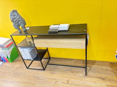 Table console DANUBE placage de chêne et métal (pv 1656€), s… - Photo 1
