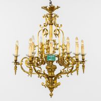Lustre à dix lumières, en bronze doré et verre taillé, de st… (photo 2)