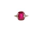 Bague ovale en rubis et diamants