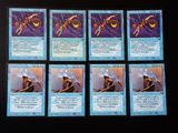 six cartes d'un jeu de cartes sur lesquelles figure l'image d'un homme sur une planche de surf