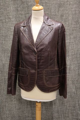 DANIEL HECHTER – Petite en cuir marron effet croco. Taille 40. Tr...