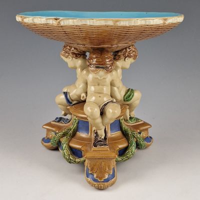COUPE RONDE en barbotine polychrome par William BROWNFIELD &…