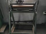 a machine that is sitting on a table in a room