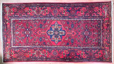 Tapis Hamadan (chaine et trame en coton, velours en laine), …