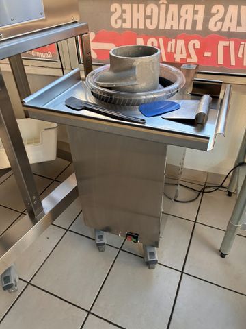 Diviseuse portionneuse et bouleuse à pâtons Pastaline de 2020, av...