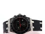 la montre est noire et argentée, avec une seconde seconde seconde seconde seconde seconde seconde seconde seconde troisième troisième troisième troisième troisième troisième troisième troisième troisième troisième troisième troisième