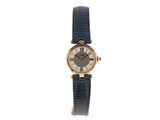 une image d'une montre de poignet de femme avec des chiffres romains