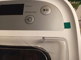 un gros plan d'une machine munie de boutons