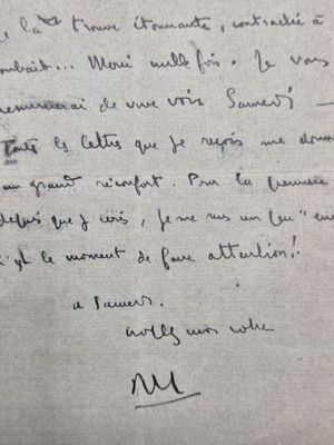 une vieille lettre manuscrite d'un homme qui écrit un poème