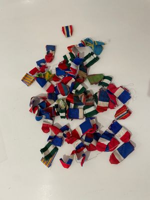 LOT de rubans de médaille, principalement France