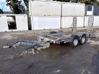 LIEU DE STOCKAGE : Rennes - HUBIERE - REMORQUE PORTE ENGIN 2…