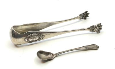 Pince à sucre en argent 950 millièmes à décor griffes et chiffré "LB". - Photo 1