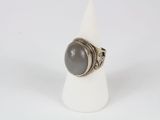 bague en argent massif sertie d'une agate grise