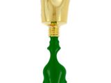 verre à vin doré et vert, muni d'un pied en forme de violon
