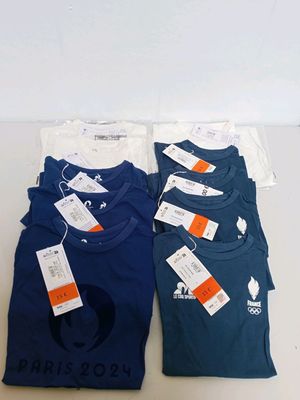 Lot à retirer à Décines-Charpieu (69150) ou expédition possi… - Photo 1