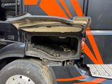an image of a truck with the door open