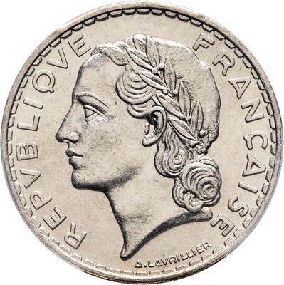 l'image d'une pièce d'argent sur laquelle figure le visage d'une femme