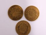 trois pièces d'or, dont une souveraine et une autre souveraine