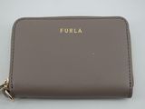 portefeuille en cuir Furla avec fermeture à glissière